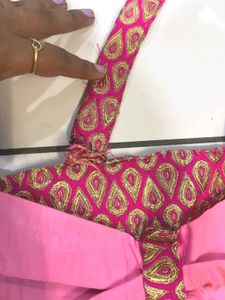 Girls&#39; Pink Lehenga Choli Set