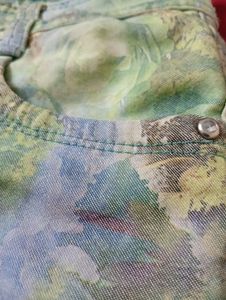 Greenery Floral Print Jeans 💚