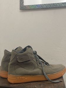 Nike Air Force 1 High-Top Sneakers