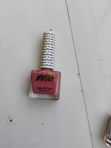 Nyka Nail paint ,Chokar White