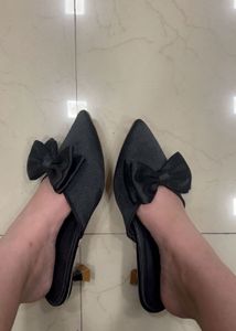 Bow Detail Pointed Mules