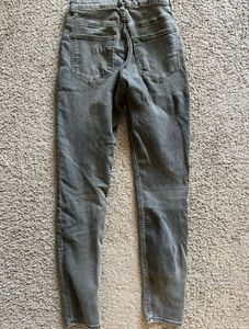 H&amp;M Slim Fit Jeans