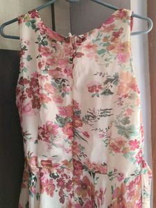 Floral Print Sleeveless Dress