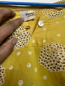 Floral Print Short Kurti