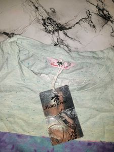 Graphic Print Tshirt