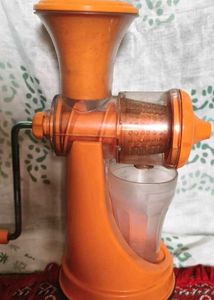 Plastic Hand Juicer