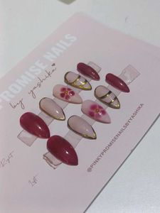Press-On Nail Set