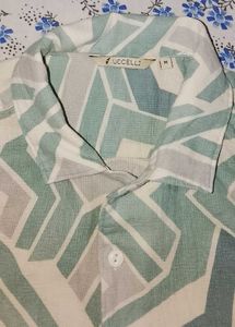 Patterned Men&#39;s Shirt