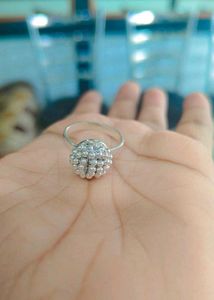 Sparkling Silver Ring