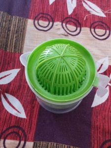 Citrus Juicer