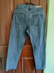 Greyish Black Straight Mom Fit Jeans