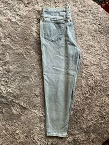 Mom fit jeans