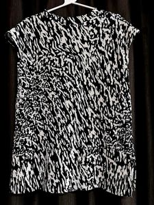 Black & White Print Top