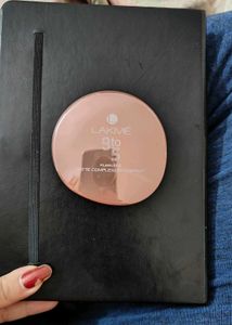 Lakme Compact