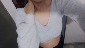 Trendy Woolen Top For Girls