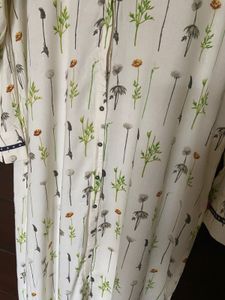 W Women’s Floral Print Collared Kurta (16)