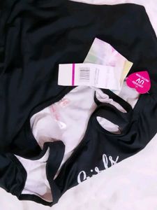 Girls&#39; Black Swimsuit -