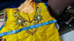 Pattu Pavadai  Sattai