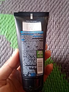 Garnier MEN OIL CLEAR face Wash