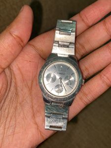 Timex Silver Watch (Comes With Box)