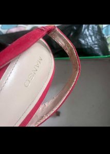 Mango Heels Size 38+Giftcard Worth 200