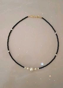 Pearl Beaded Necklace