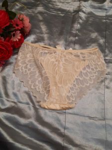 Cream Lace Cheekies