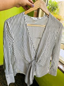Forever New Blue stripped knot top