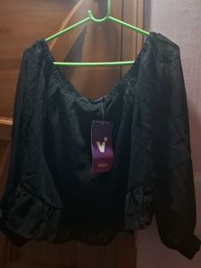 Virgio Black Off-Shoulder Top