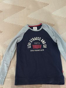 Levi's Graphic Tee
