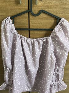A Pretty Lavender Top From Roadster
