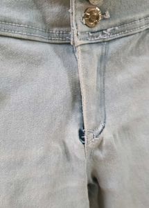 Light Wash High Waisted Denim Jeans
