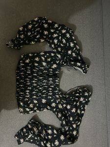 H&amp;M Black Floral Crop Top
