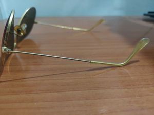Sunglass