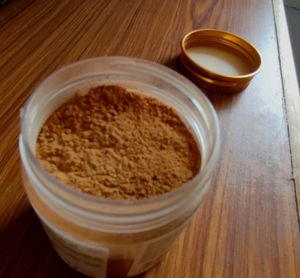 Good Vibes Sandalwood Powder