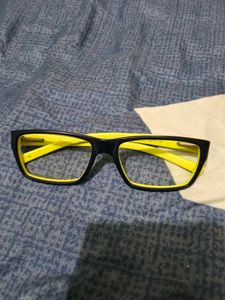 Unisex Computer Glass In Mint Condition