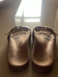 Max White Buckle Slides - Size 3
