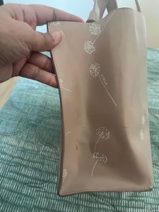 Furla Small Hansbag - Throaway Price