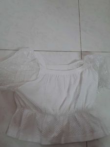 White Lace Sleeve Top Size 30-32
