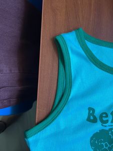 Green Berry Sweet Crop top