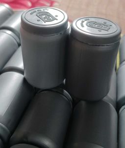 Gray Flip-Top Containers Total 34 Pcs Set .