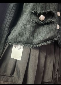 Chic Black Tweed Jacket