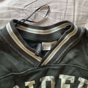 H&amp;M Sweatshirt