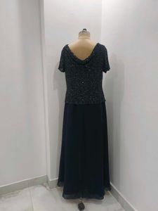 Elegant Navy Blue Evening Gown