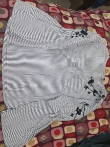 Medium Size Pure Cotton Pretty Top