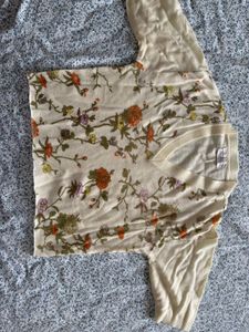 Floral Print Cropped Knit Top
