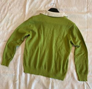 Green Shirt Top&amp; Black N White Pullover💗