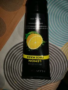Huda Beauty Lemon Face Mask