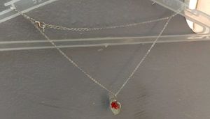 Heart flower necklace