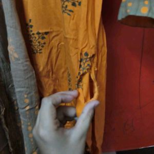 Kurta Pajama Set With Dupatta